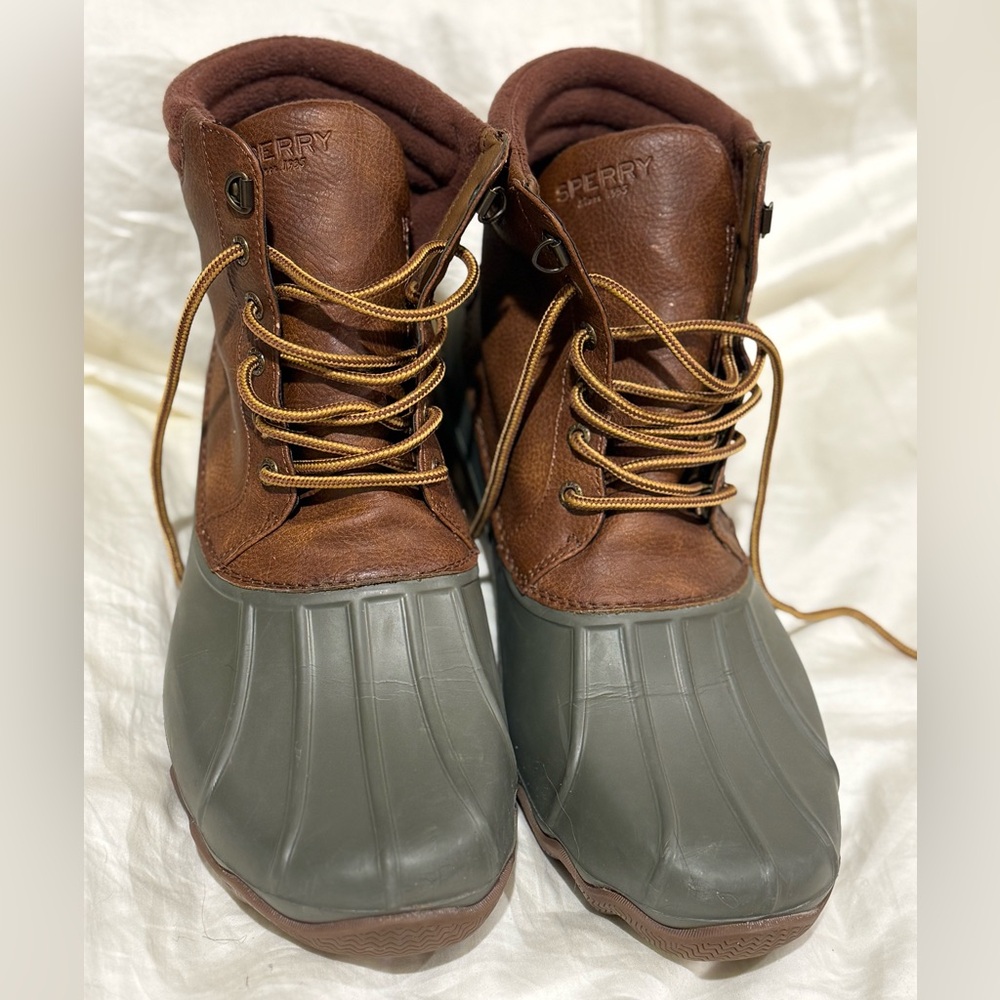 Sperry Men's Leather and Rubber Boots
